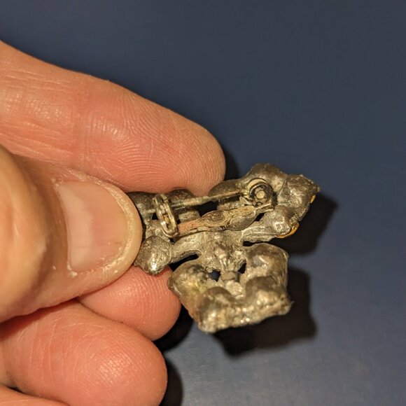 Vintage Classic Rhinestone Brooch/Pin Bright Shiny Bold - Picture 2 of 4